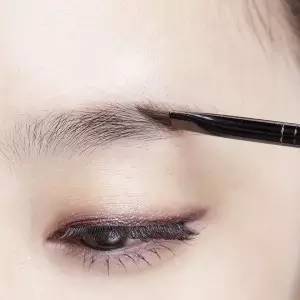 眉毛如何畫才好看？畫好眉毛的方法！